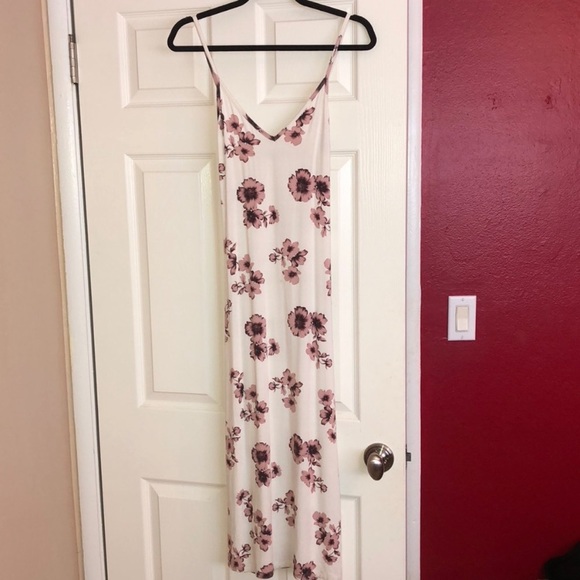 RARE brandy Melville floral midi dress - Picture 3 of 4